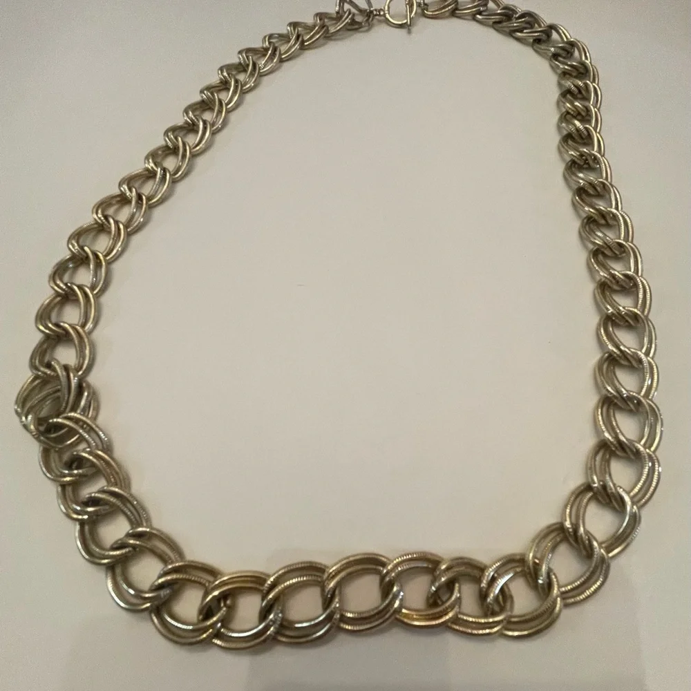 Elegant Gold Chain Necklace